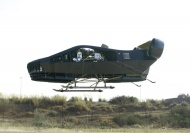 
试验中，在稳定性校核和低速前飞之后，“空中骡子”无人机进行了垂直起降。